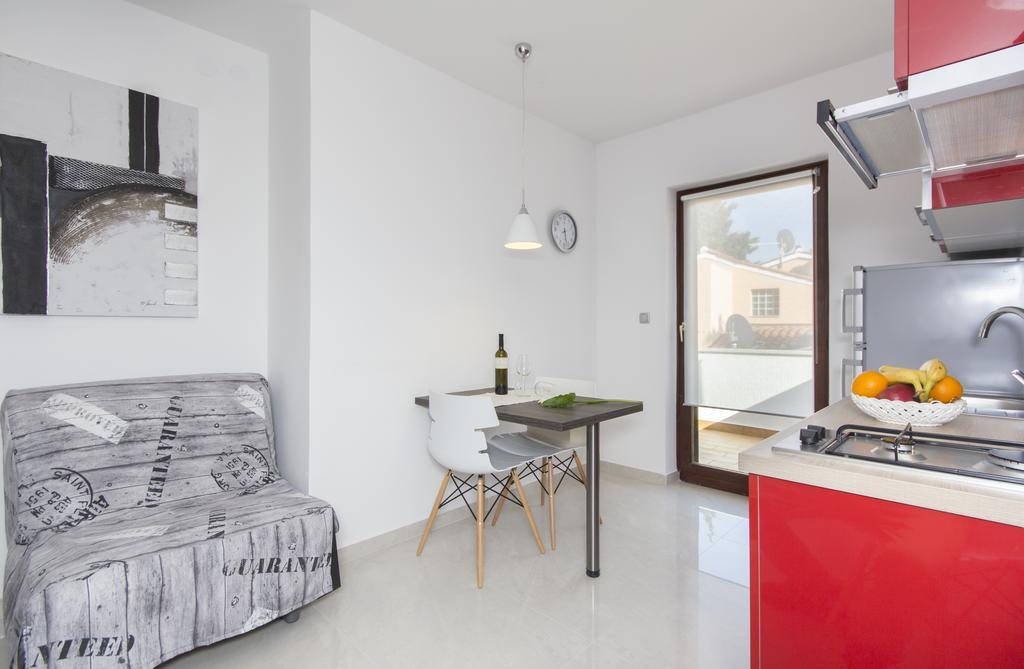 Alison Apartments Premantura Kültér fotó