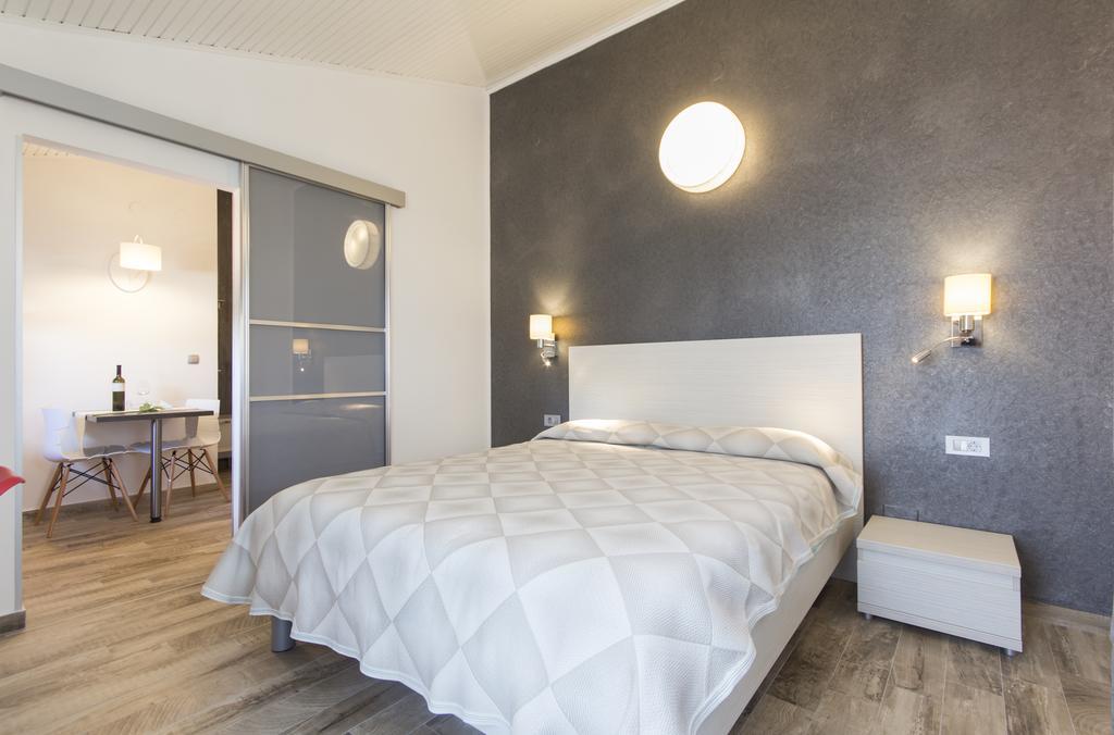 Alison Apartments Premantura Kültér fotó