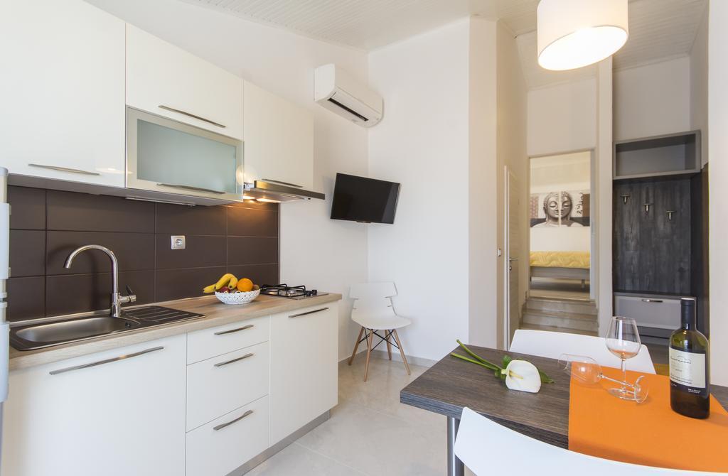 Alison Apartments Premantura Kültér fotó
