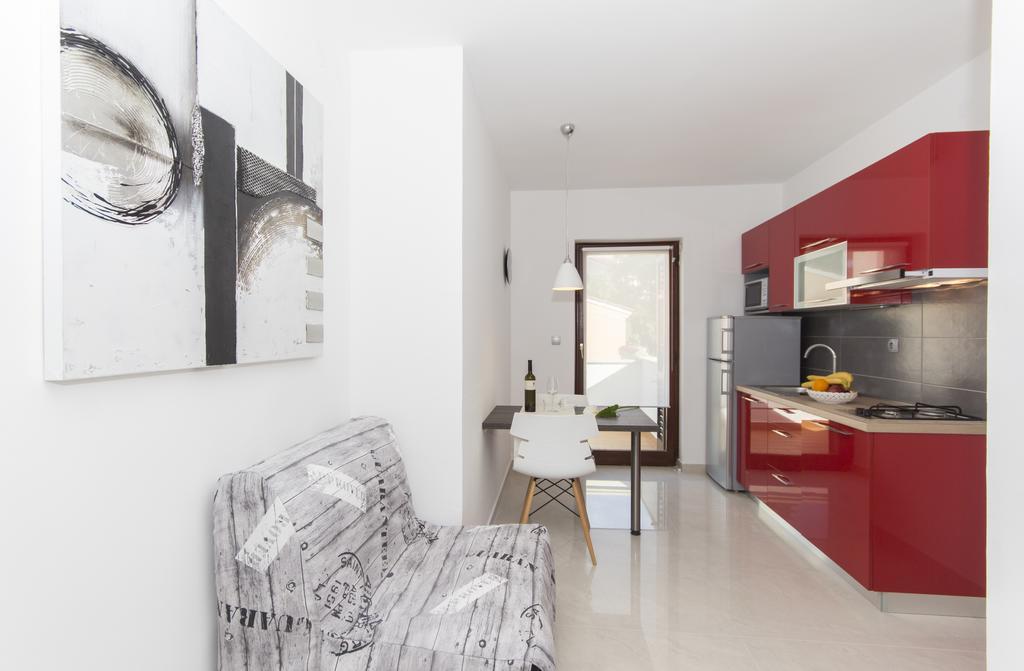 Alison Apartments Premantura Kültér fotó