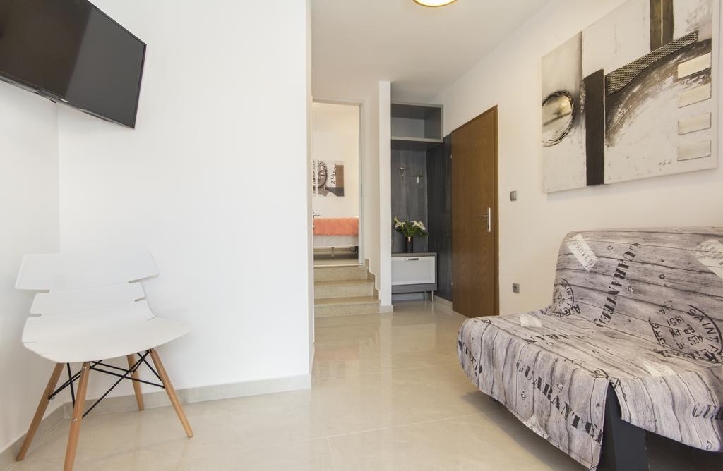 Alison Apartments Premantura Kültér fotó